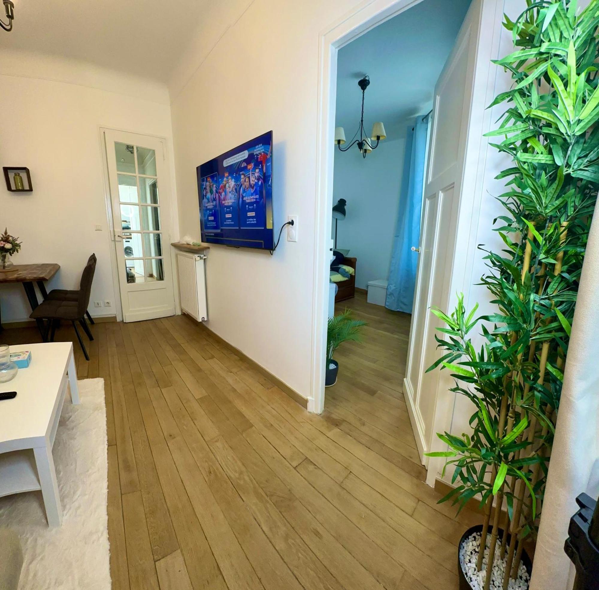 Moderne Entier Paris-le Bourget Et Cdg Apartment Le Bourget