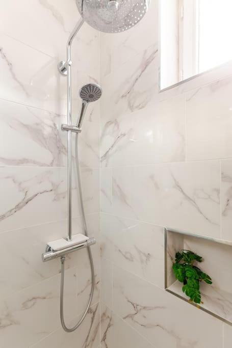 Moderne Entier Paris-le Bourget Et Cdg Appartement Le Bourget